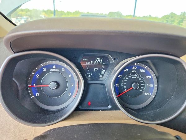 2013 HYUNDAI ELANTRA — ODOM