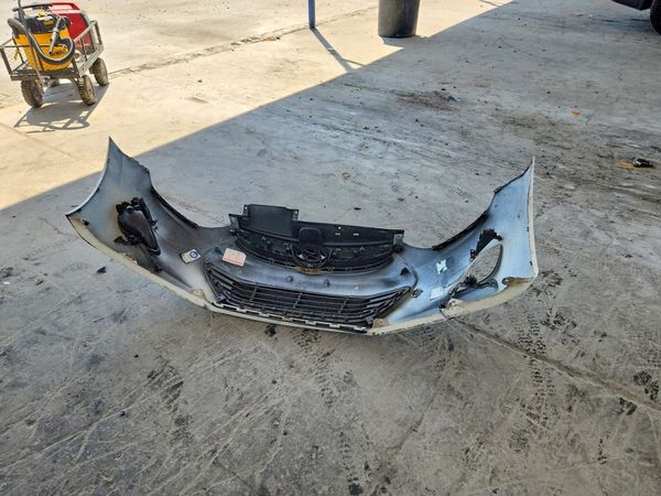2013 HYUNDAI ELANTRA — LOOS