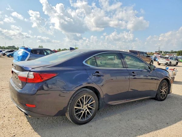 2017 LEXUS ES