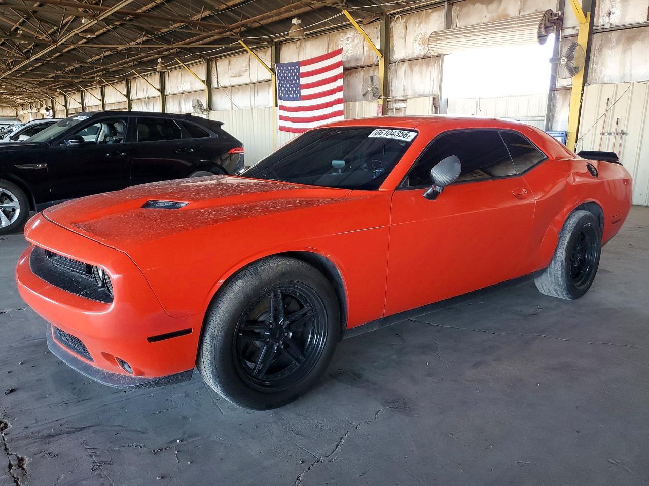 2019 DODGE CHALLENGER SXT — Front 3/4