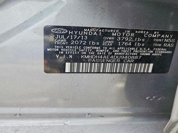 2013 HYUNDAI ELANTRA
