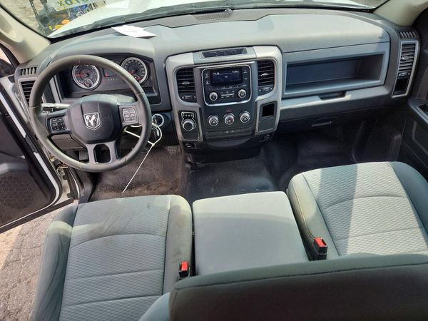 2019 RAM 1500 CLASSIC Tradesman, ST