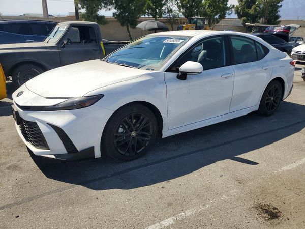 2025 TOYOTA CAMRY
