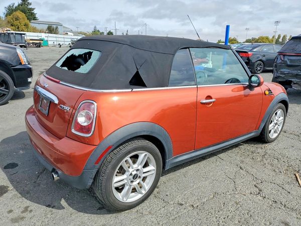 2012 MINI COOPER
