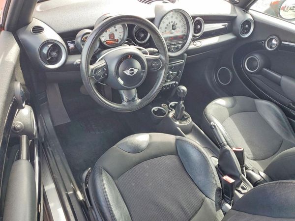 2012 MINI COOPER