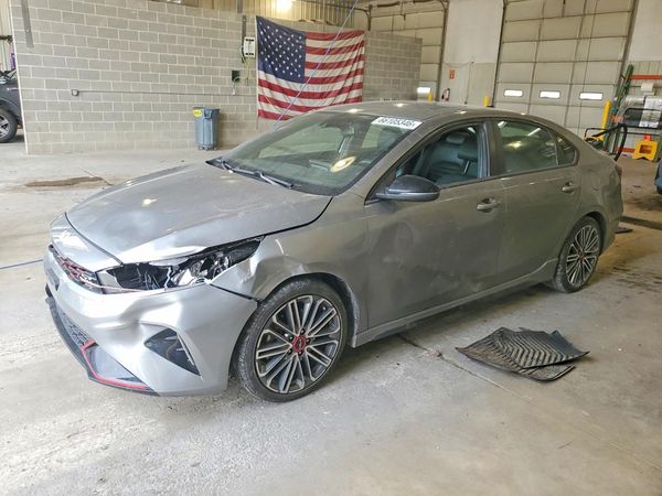2022 KIA FORTE