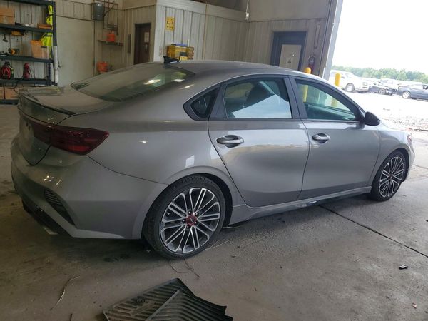 2022 KIA FORTE