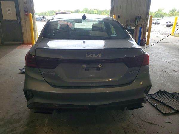 2022 KIA FORTE