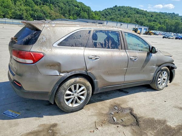 2017 KIA SORENTO