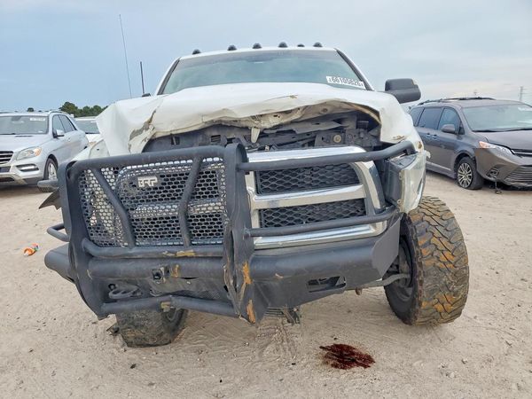 2018 RAM 2500 ST