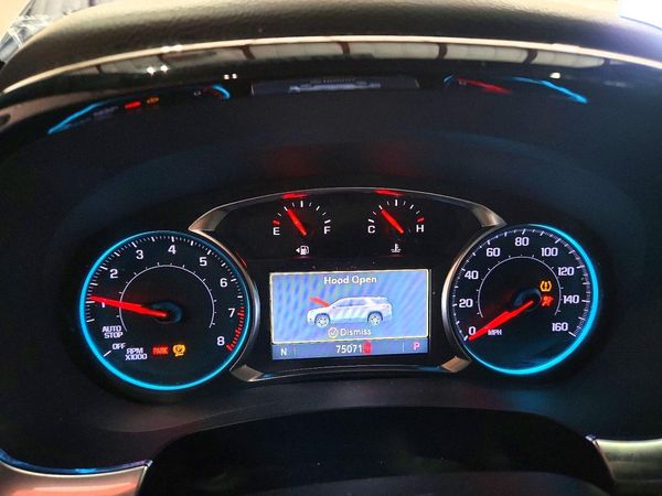 2023 CHEVROLET TRAVERSE LT