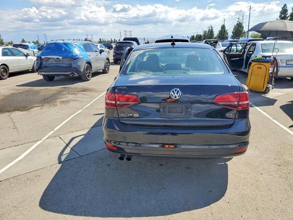 2017 VOLKSWAGEN JETTA SE