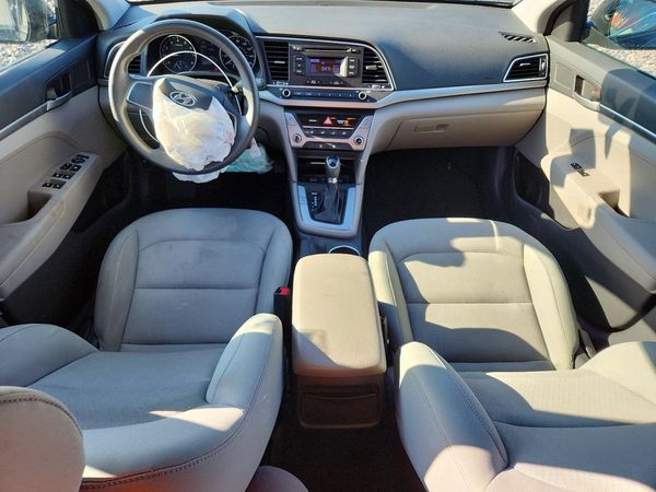 2017 HYUNDAI ELANTRA SE Base