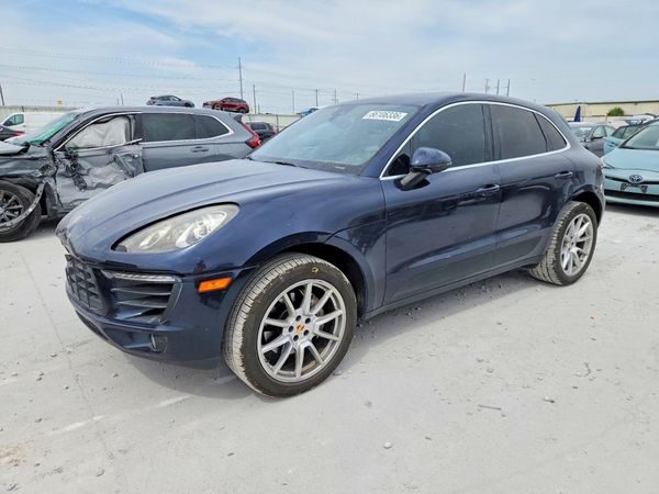 2018 PORSCHE MACAN