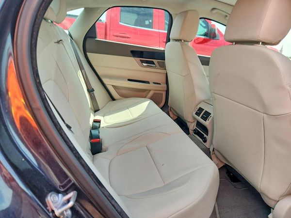 2017 JAGUAR XF Premium