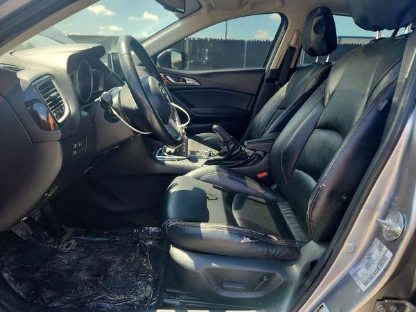 2016 MAZDA 3