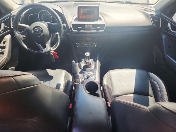2016 MAZDA 3