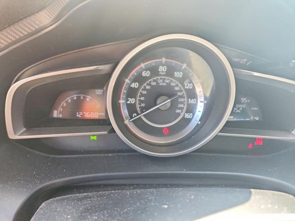 2016 MAZDA 3
