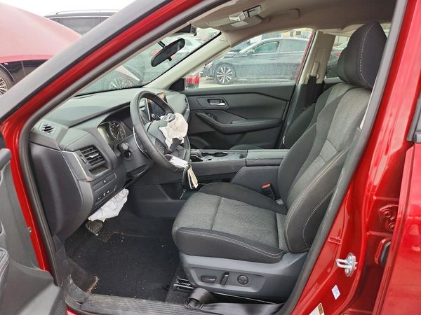 2025 NISSAN ROGUE SV — DENT