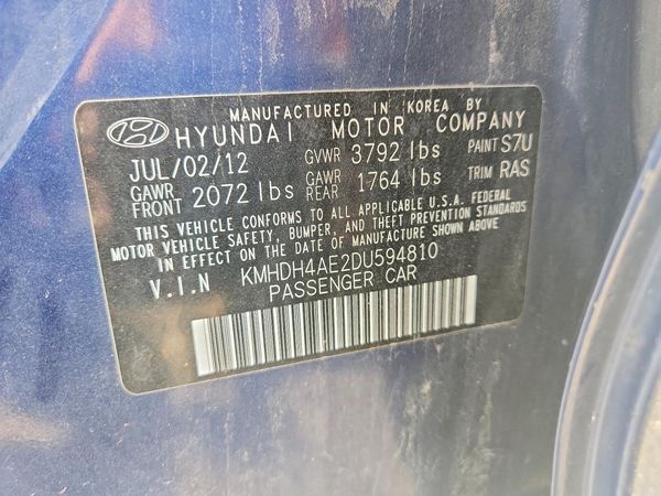 2013 HYUNDAI ELANTRA