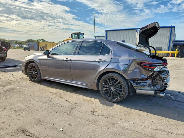 2023 TOYOTA CAMRY