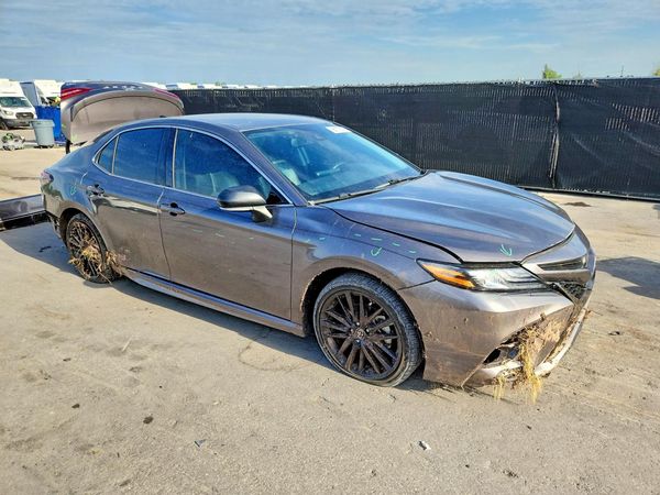 2023 TOYOTA CAMRY