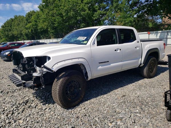 2023 TOYOTA TACOMA SR5