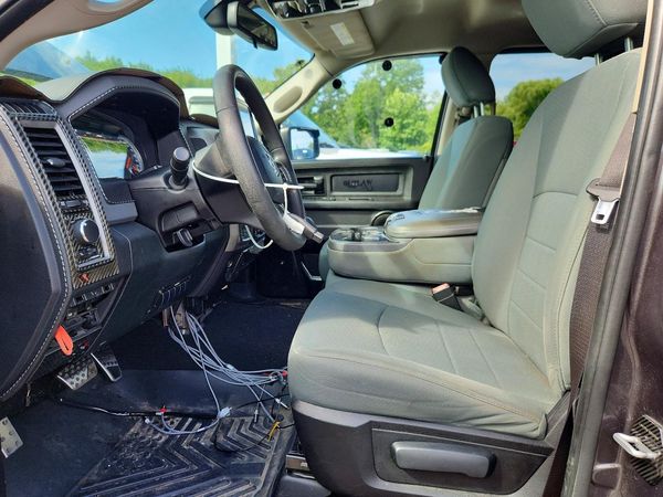 2015 RAM 1500 ST — DENT