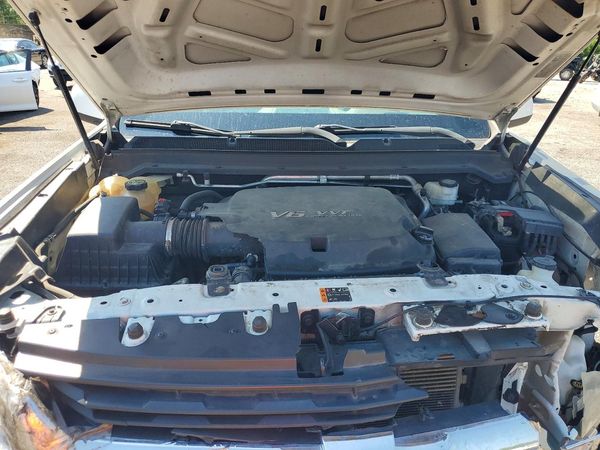2019 CHEVROLET COLORADO Work Truck — Engine bay