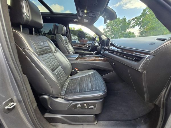 2023 CADILLAC ESCALADE Sport Platinum