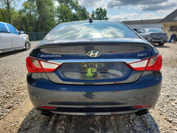 2013 HYUNDAI SONATA