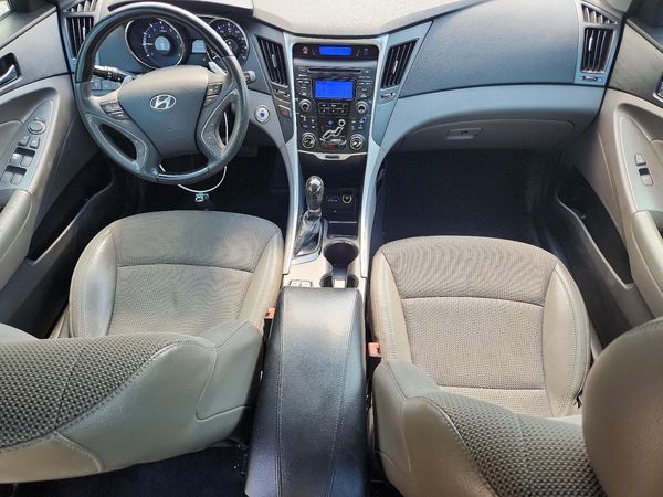 2013 HYUNDAI SONATA