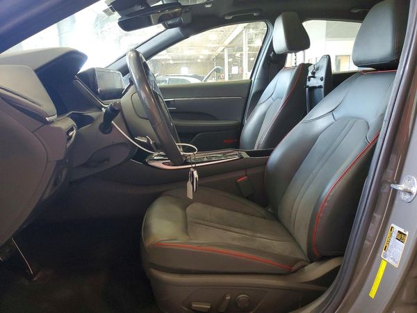 2022 HYUNDAI SONATA