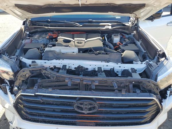 2025 TOYOTA SEQUOIA
