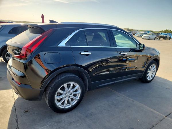 2023 CADILLAC XT4 Luxury