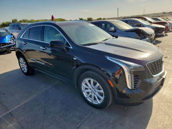2023 CADILLAC XT4 Luxury