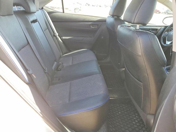 2017 TOYOTA COROLLA