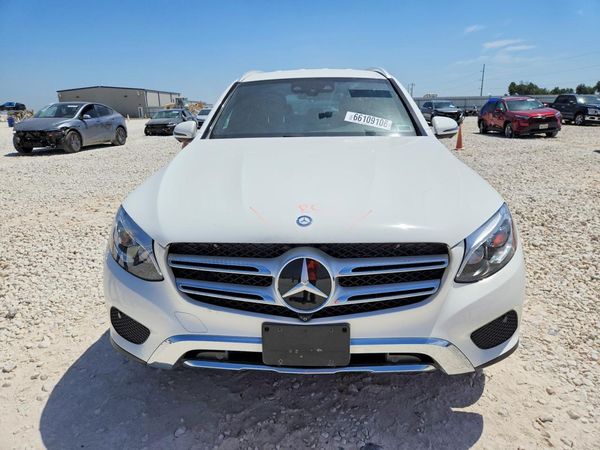 2017 MERCEDES-BENZ GLC GLC300 Base-4M