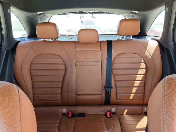 2017 MERCEDES-BENZ GLC GLC300 Base-4M