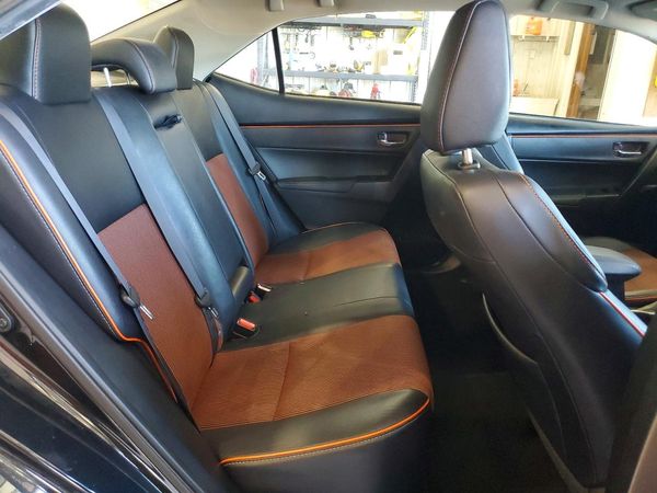 2017 TOYOTA COROLLA