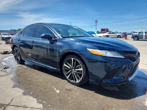 2020 TOYOTA CAMRY XSE