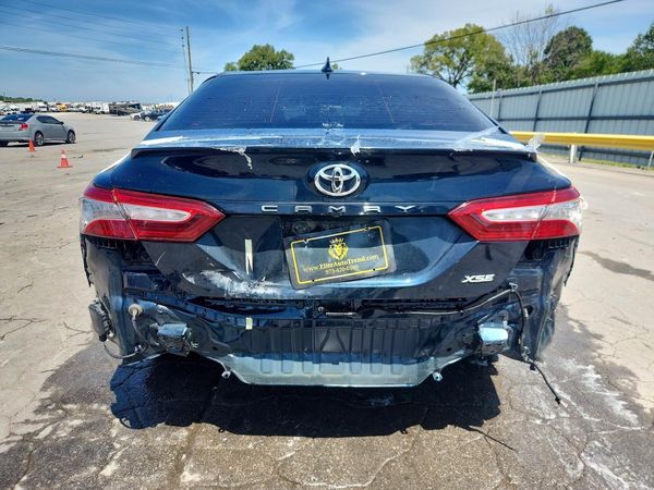 2020 TOYOTA CAMRY XSE