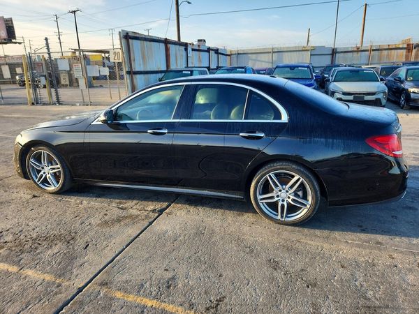2017 MERCEDES-BENZ E E300