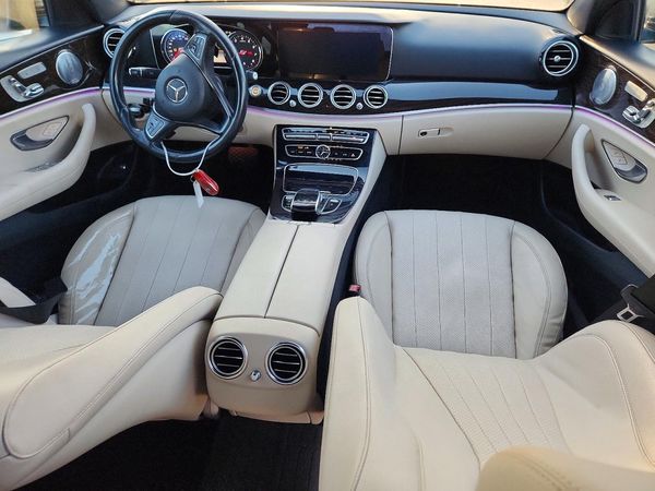 2017 MERCEDES-BENZ E E300