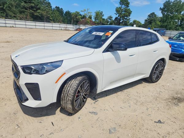2026 BMW X2 M35i