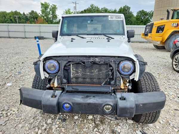 2012 JEEP WRANGLER Sahara