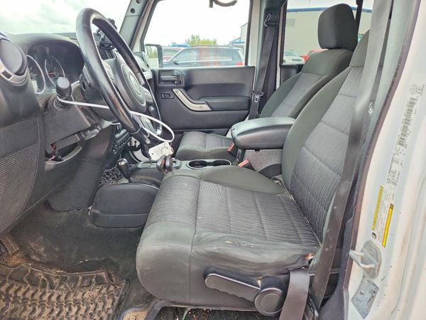 2012 JEEP WRANGLER Sahara
