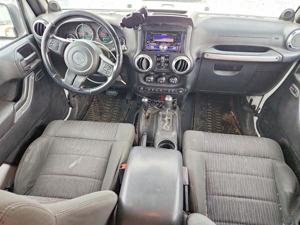 2012 JEEP WRANGLER Sahara