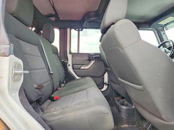 2012 JEEP WRANGLER Sahara