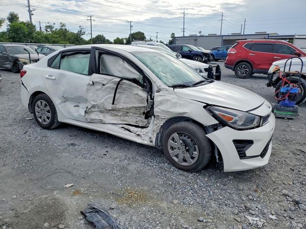 2021 KIA RIO